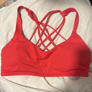 Lululemon size 6 sports bra